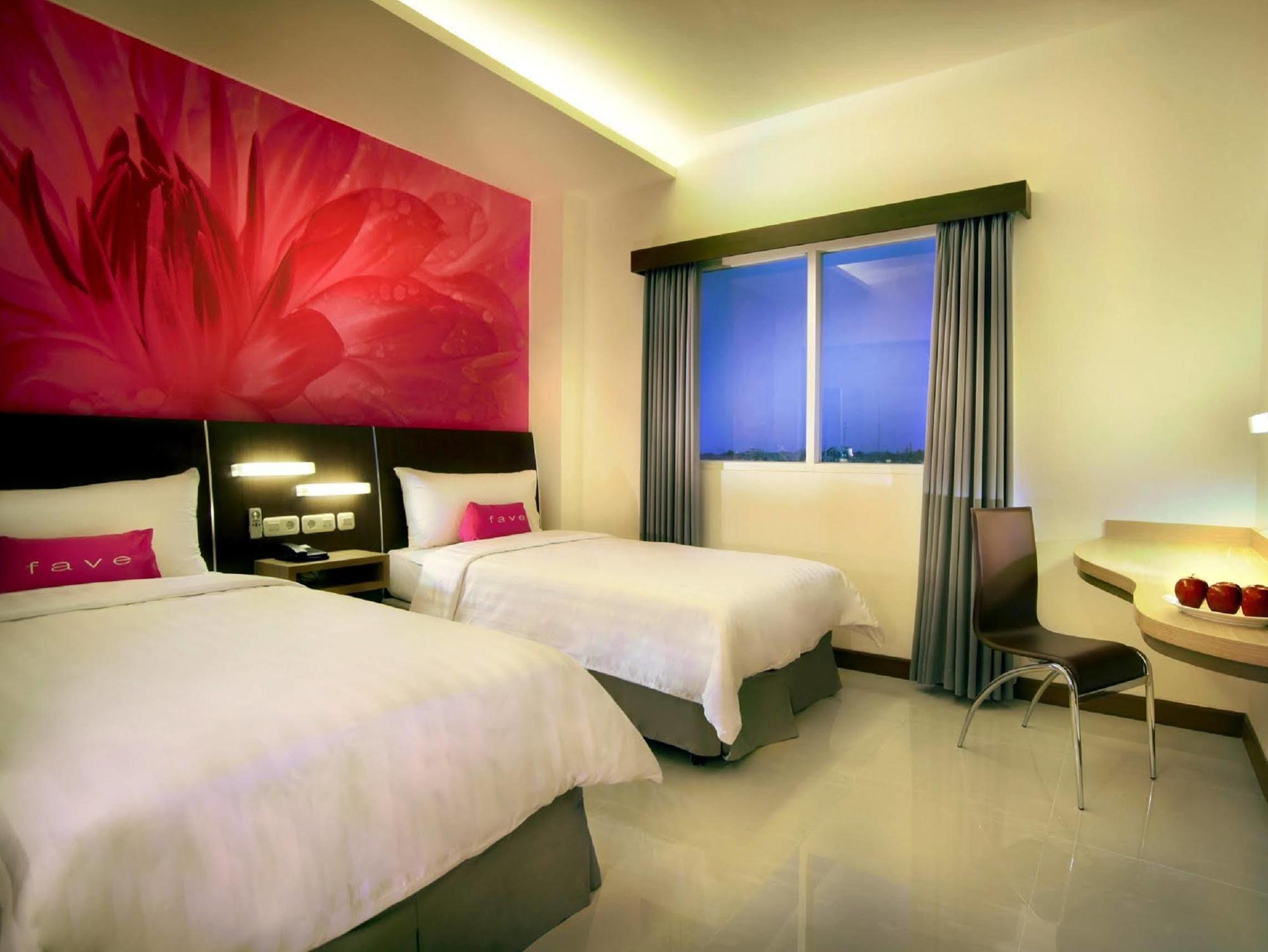 Favehotel Kusumanegara Yogyakarta Exterior photo